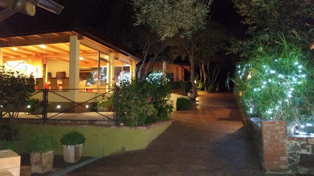 Cala Blanca Resort Marina di Camerota Esterno foto