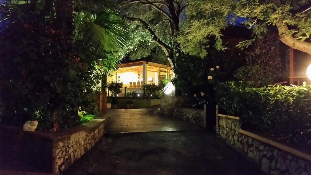 Cala Blanca Resort Marina di Camerota Esterno foto